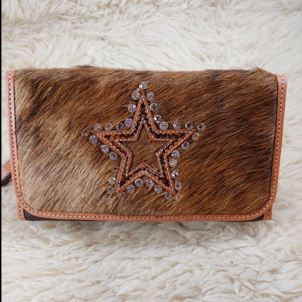 MONTANA WEST Tri-Fold Purse/Wallet-Hair-Brown
